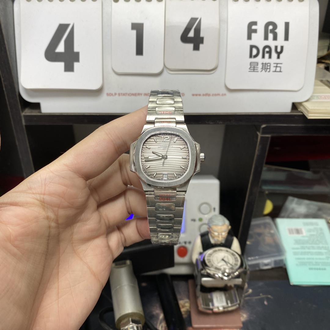 Patek Philippe Nautilus series 71181A-011, Coffee Dial and Steel Bracelet, 35.2mm size WOMEN.