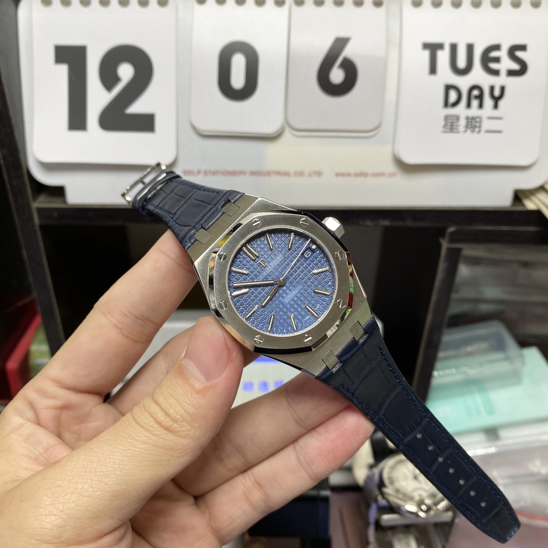 Audemars Piguet Royal Oak Offshore Series 15450ST.OO.1256ST.03, Blue Dial with Leather Strap, 37mm Size.