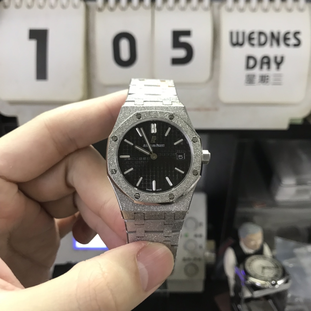 Audemars Piguet Royal Oak Offshore Series 67653BC.GG.1263BC.02, Frosted Gold Watch with Imported Quartz Movement, 33mm size.